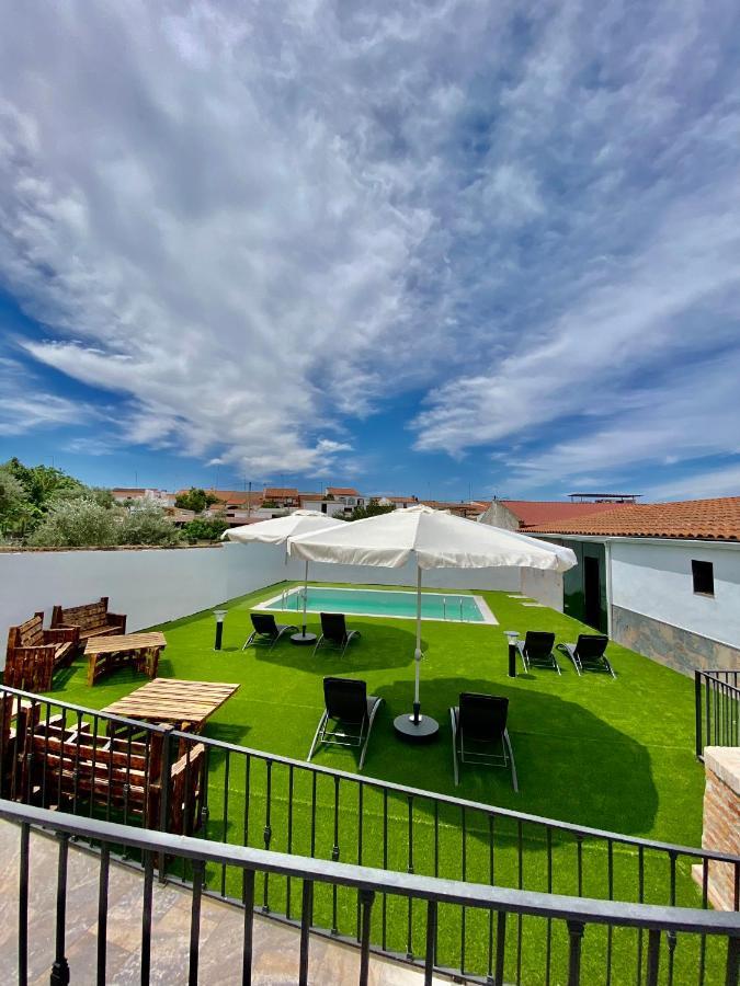 Complejo Rural Rincon Del Paraiso Valencia del Mombuey Ngoại thất bức ảnh